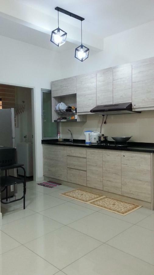 Az Homestay @ Southville City 방이 외부 사진